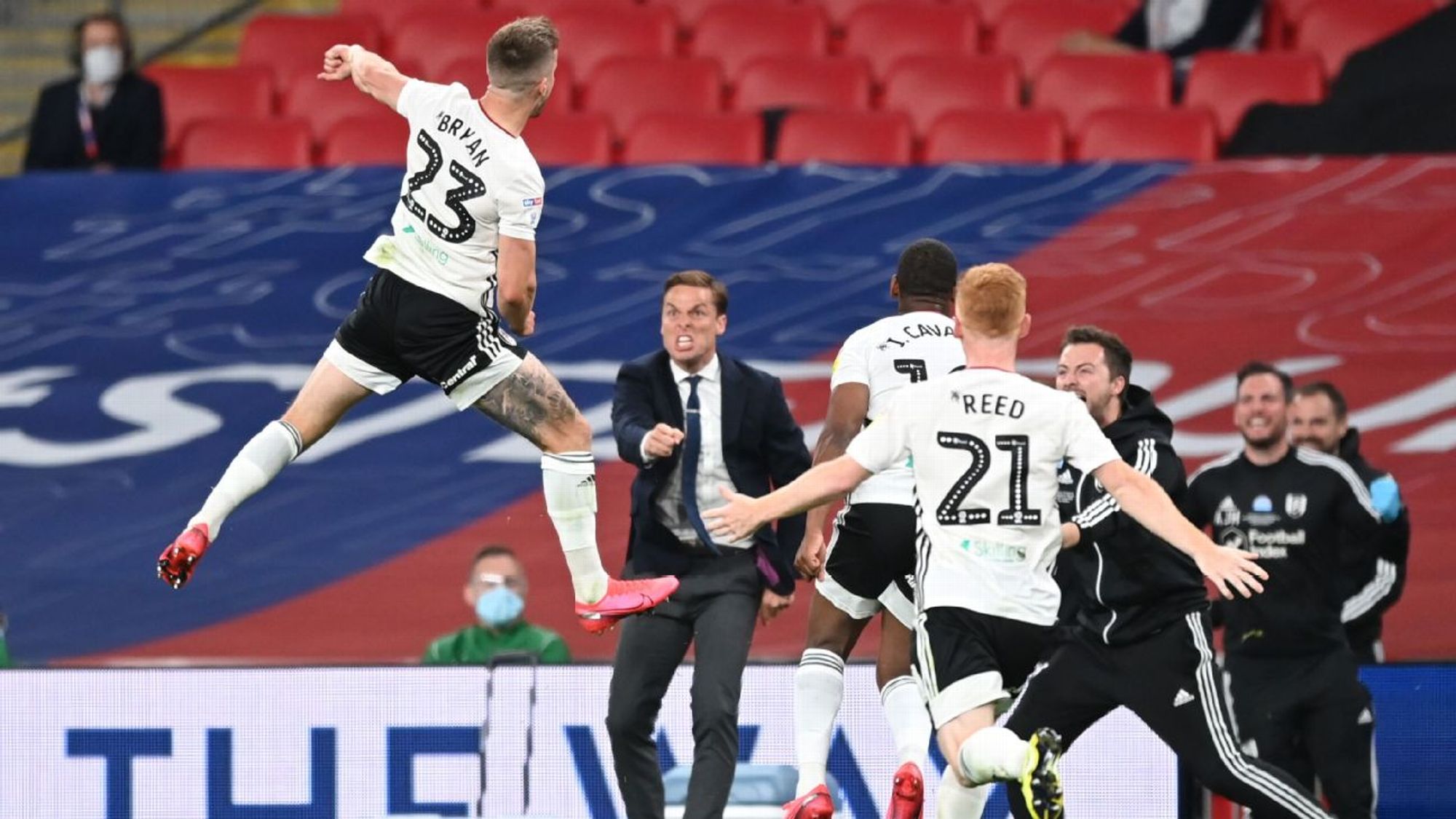 英超表现突 英超表现突